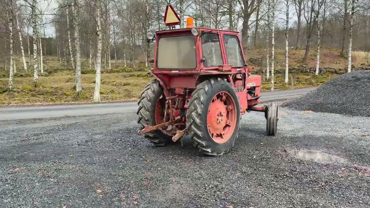 Traktor VOLVO-BM T 430
