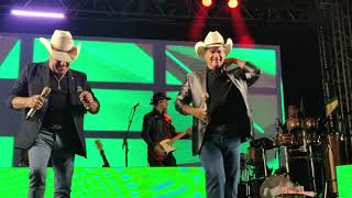 Abertura Show Gino e Geno em Catas Altas da Noruega MG - Locutor Guilherme Henrique