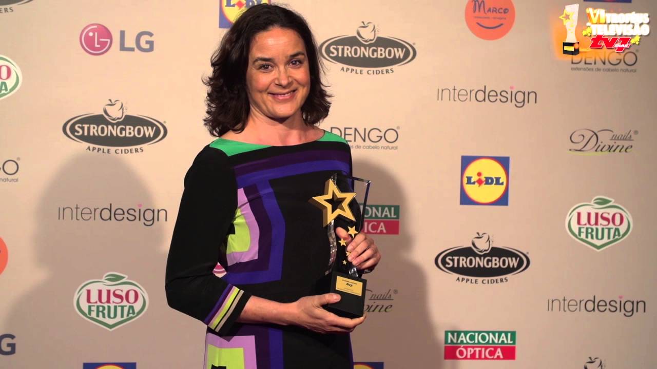 Maria João Ruela vence Troféu de melhor Jornalista Apresentadora - YouTube