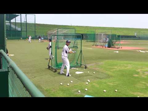 バント練習（村中）