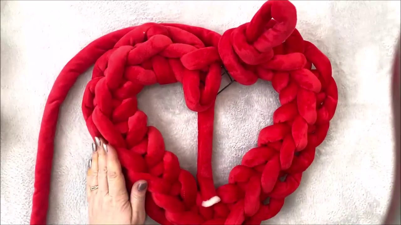 Heart Shape Wreath Base – BeCozi