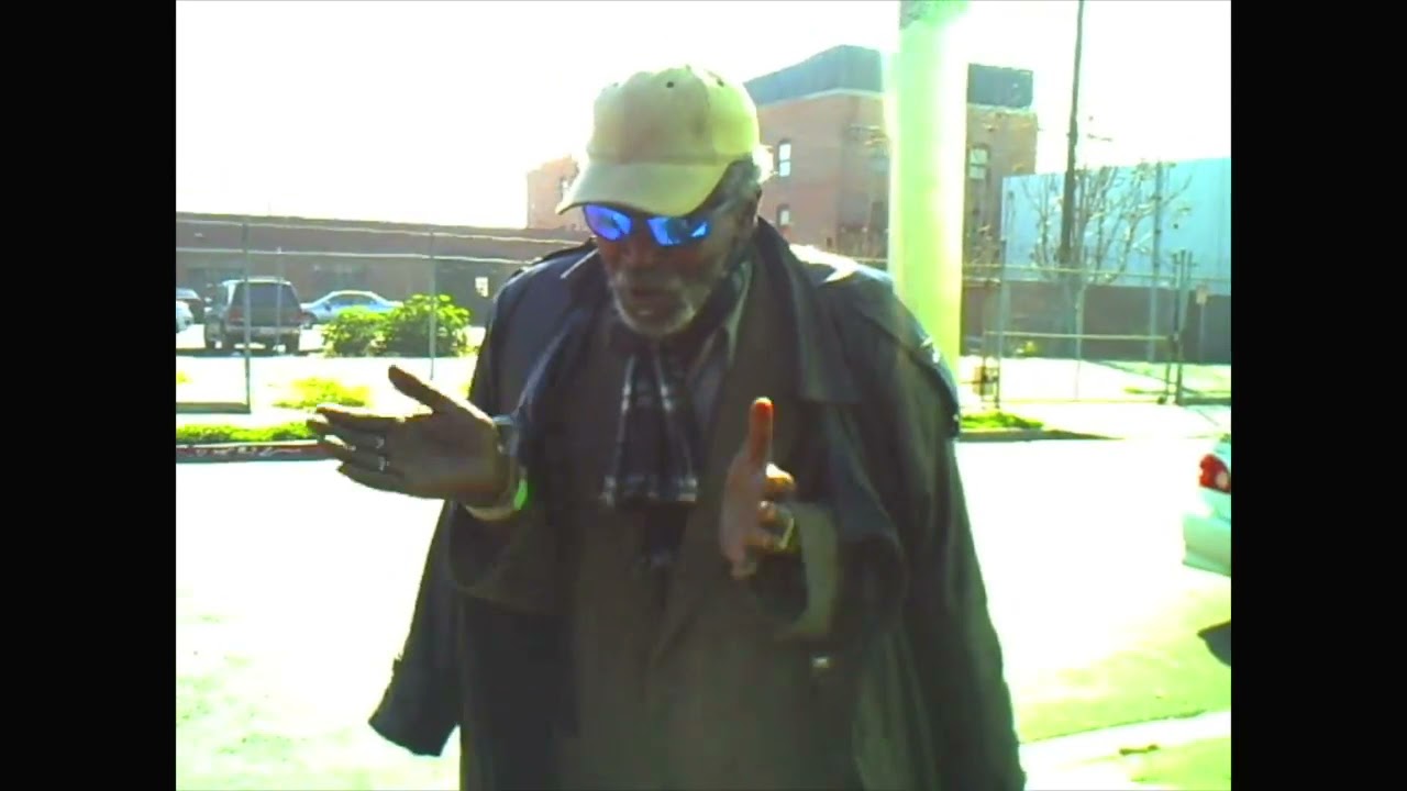 Lee jeffries click photos homeless people..