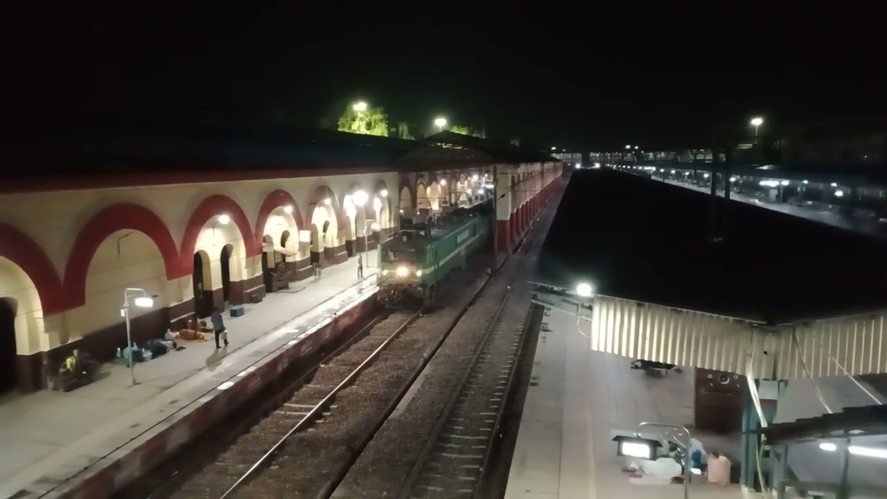 Aligarh Junction Railway Station 🚉 Night View ✨ | Rail Universe