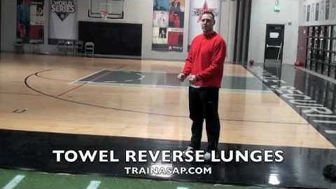Towel Reverse Lunges.m4v