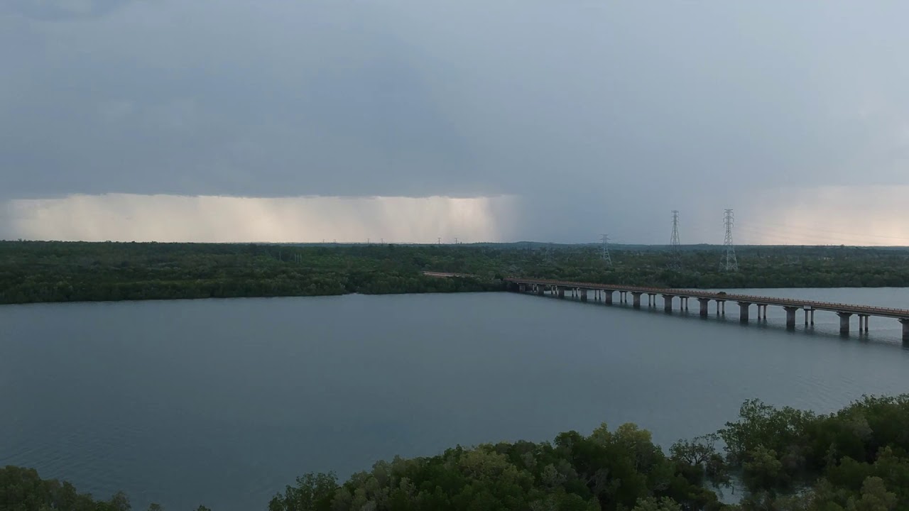 Elizabeth River Scenic, Darwin NT - YouTube