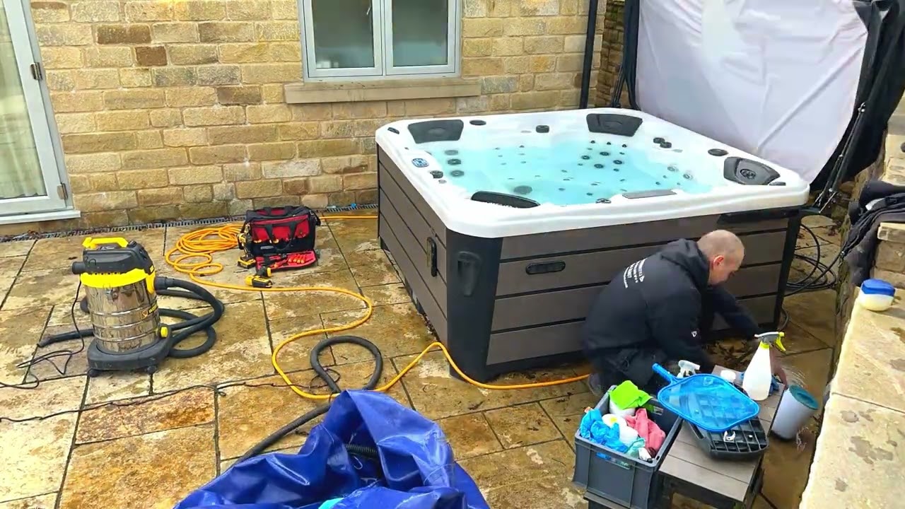 Full UK Hot Tub Service Timelapse | Black Diamond Spas