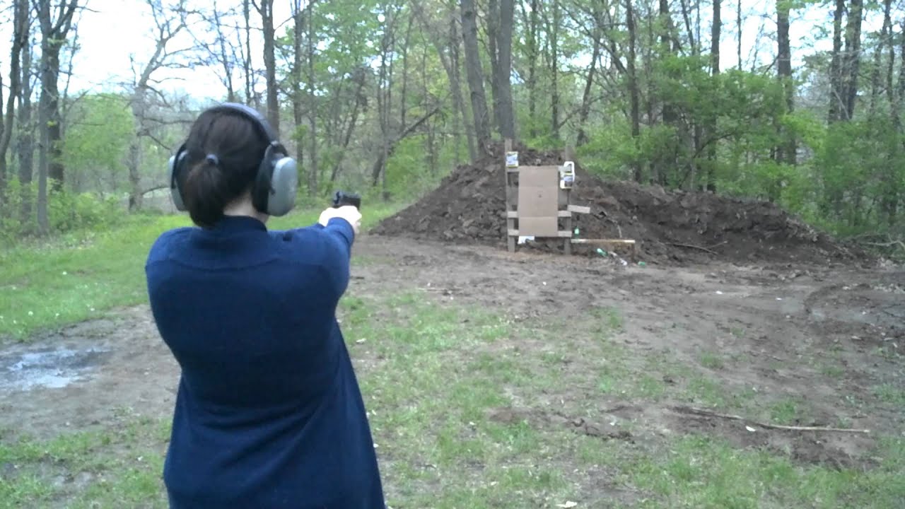 Sister firing my Beretta 96A1 40 S&W.
