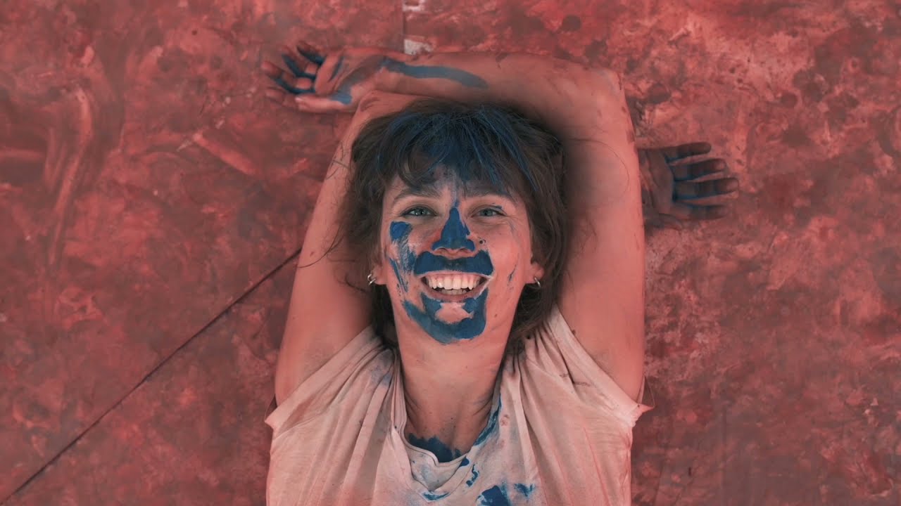 ETOS 0 | Aerial and acrobatic act in color | Neque Statera | "Always roaming" by Oliver Michael