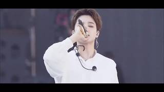 [𝙴𝙽𝙶𝚂𝚄𝙱]BTS (방탄소년단) Wings [Live LOVE YOURSELF: SPEAK YOURSELF JAPAN EDITION] Resimi