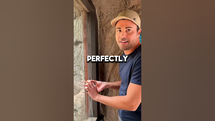 How To Lure A Gorilla With Your Phone #trendingvideo #trendingshorts #trend #trendingreels