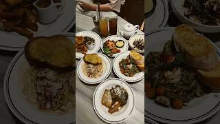 Picnic Christmas Lunch Gormeteria Bandung #cafebandung #christmas #christmaslunch #natal2024