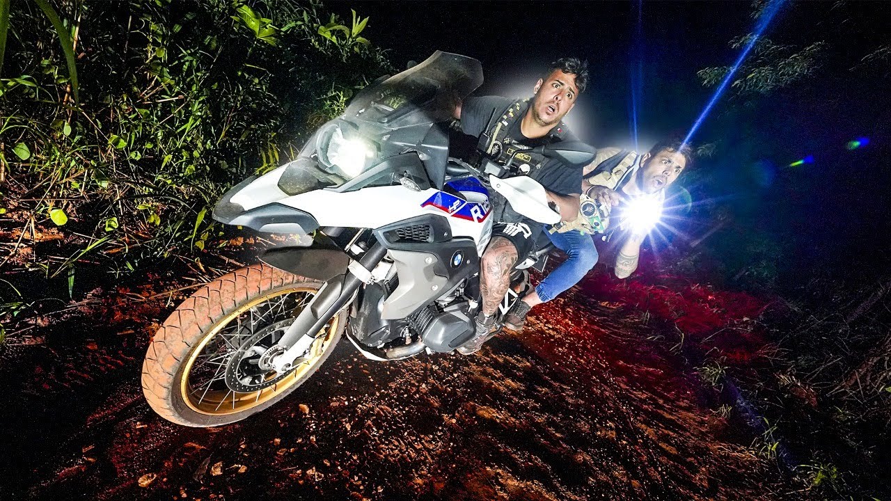 ACONTECEU COISAS ESTRANHAS NA ESTRADA AMALDICOADA - CAÇADORES DE LENDAS