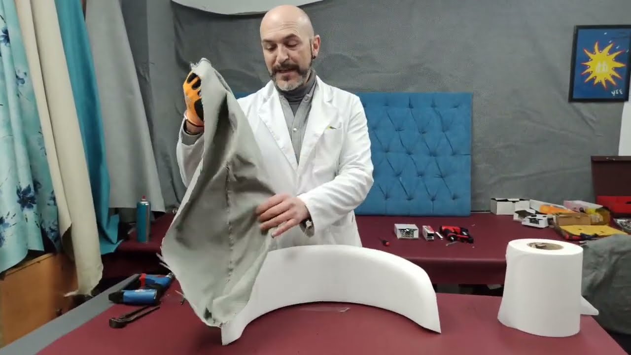 Tapizado asiento de silla con costura y respaldo curvo