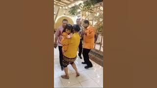 Orang Timur, orang Ambon, dan Orang Papua Kalau pesta harus abu naik