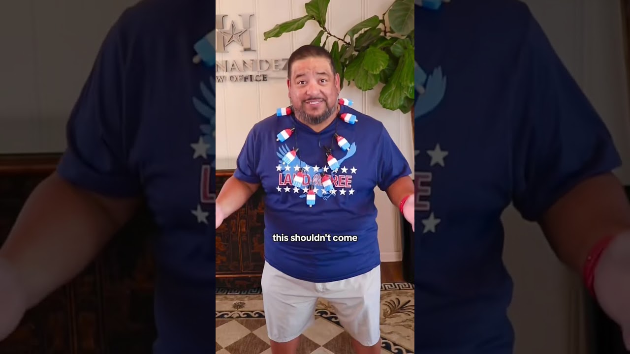 1,100 Firework Related Injuries a year are caused by Sparklers! 😳 