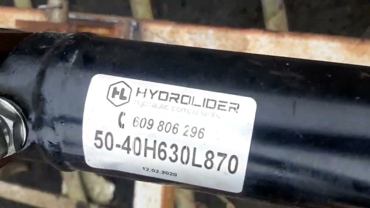 Hydrauliczne składanie bron.