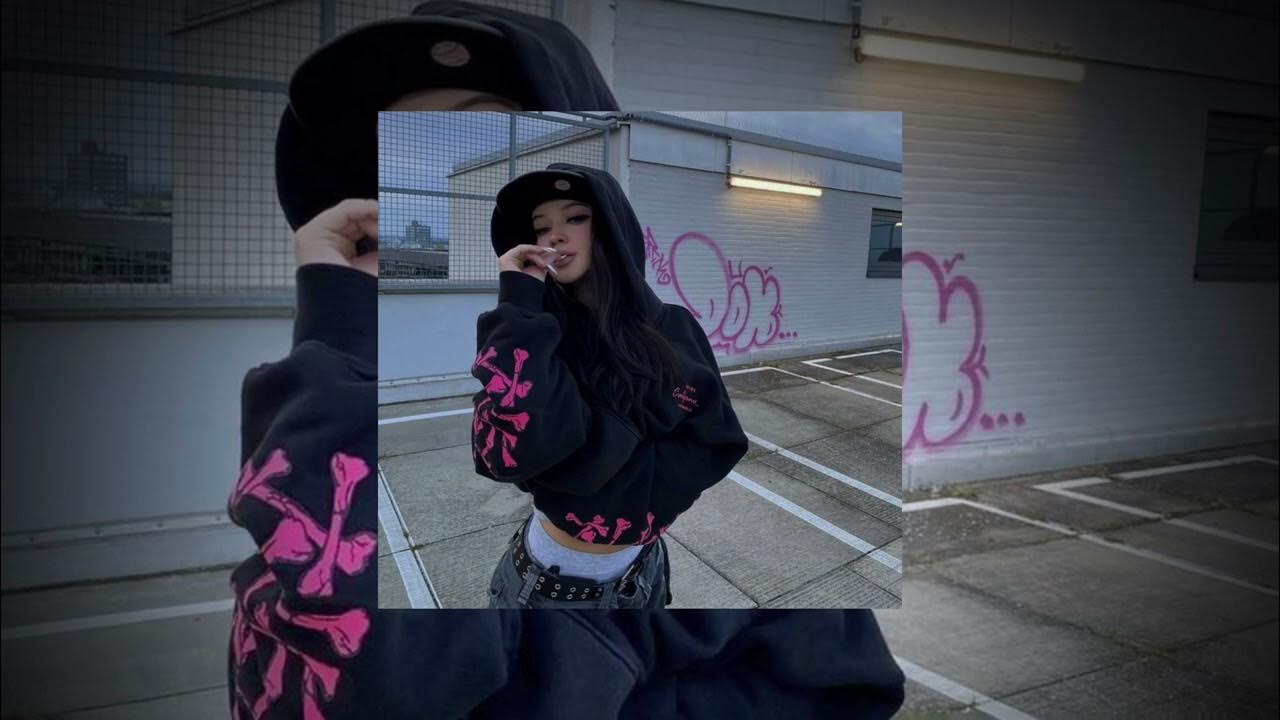 Ее имя speed up