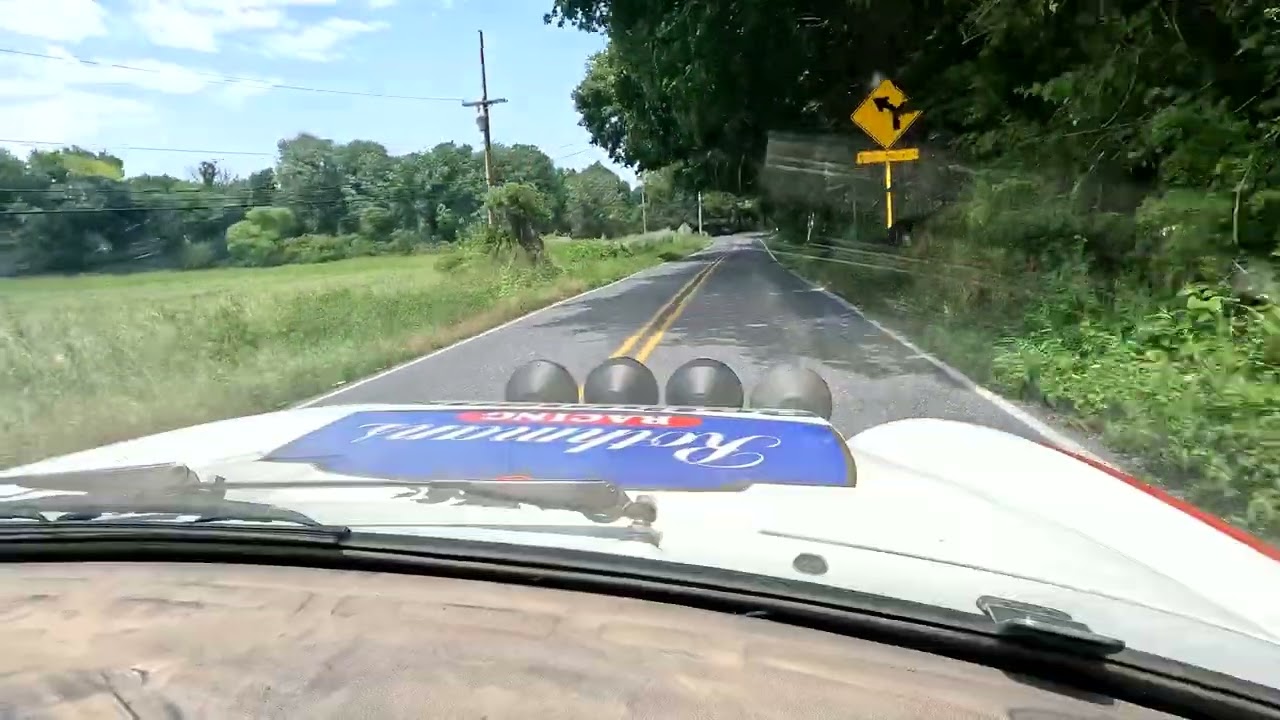 959 Rally Tribute, cockpit drive