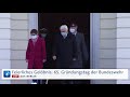 65. Jahrestag: Gelöbnis junger Soldaten und Soldatinnen Bundeswehr in Berlin