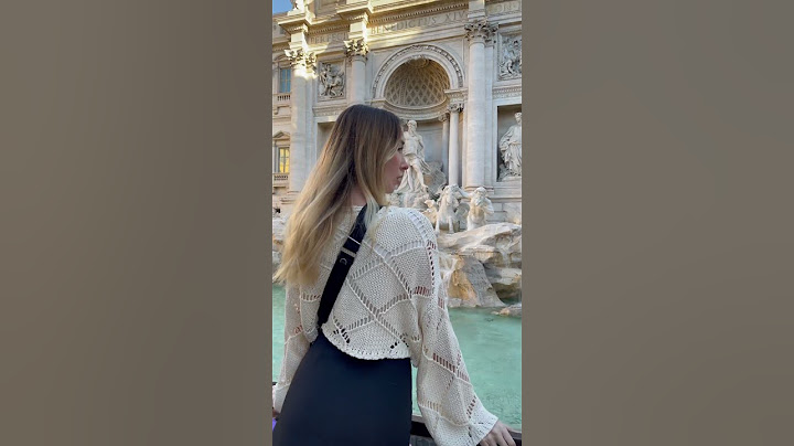 Visiting La Fontana di Trevi in Rome! 🇮🇹 It is magical... ✨