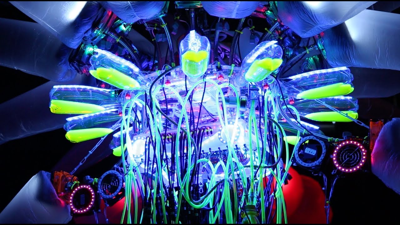 INFLATABLE | EXPANDING WORKS OF ART - YouTube