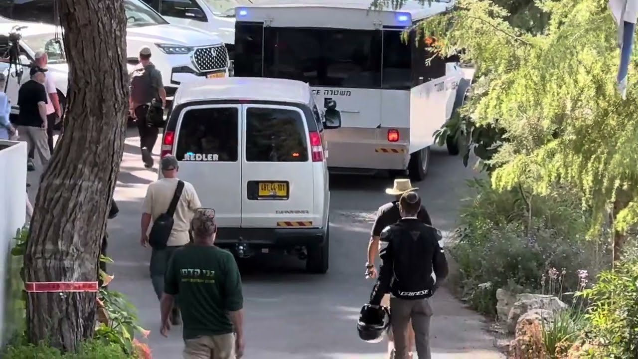 Funeral of the Hero Arnon Zemora, commander of the Operation to rescue the hostages