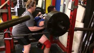 585x3 Squat Raw@202