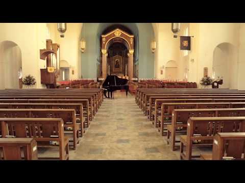Aislin Evans - Feel About You (live at RHS Chapel)