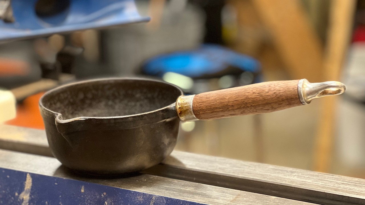 Woodturning - Wooden Pot Handle on the Lathe | Woodworking