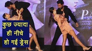 नर फतह कर रह थ डस, खसक गई रशम डरस और... Nora Fatehi Semi Oops Moment