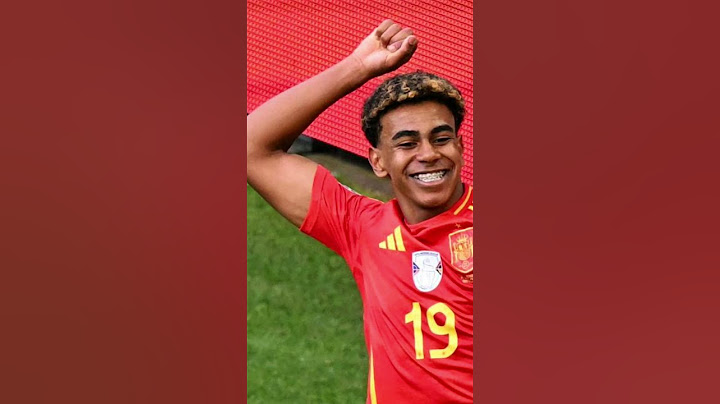pourquoi Lamine Yamal a fait cette célébration à la fin de France - Espagne ? 🇨🇵🇪🇸 #euro2024 #yamal