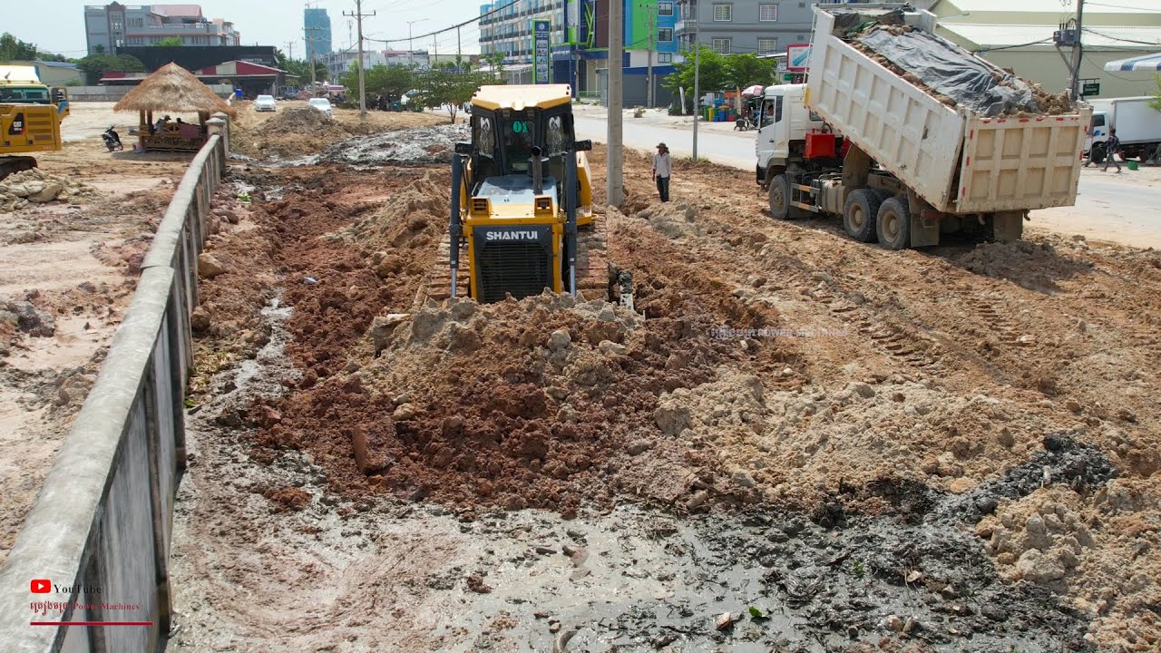 Fantastic Extreme Bulldozer Skill Moving Land Filling Mud Process ...