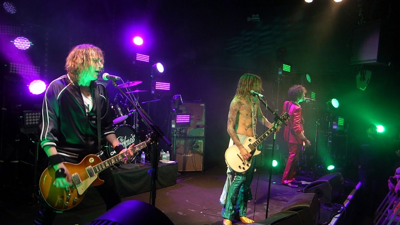 THE DARKNESS Growing On Me (Live Paris, France 2017) YouTube