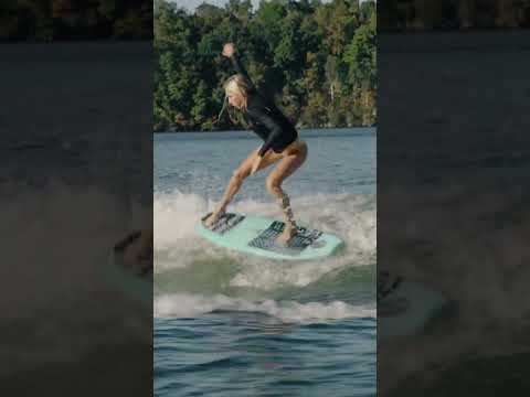 Wake Surfing Like This? 😍 #watersports #boats #adventure