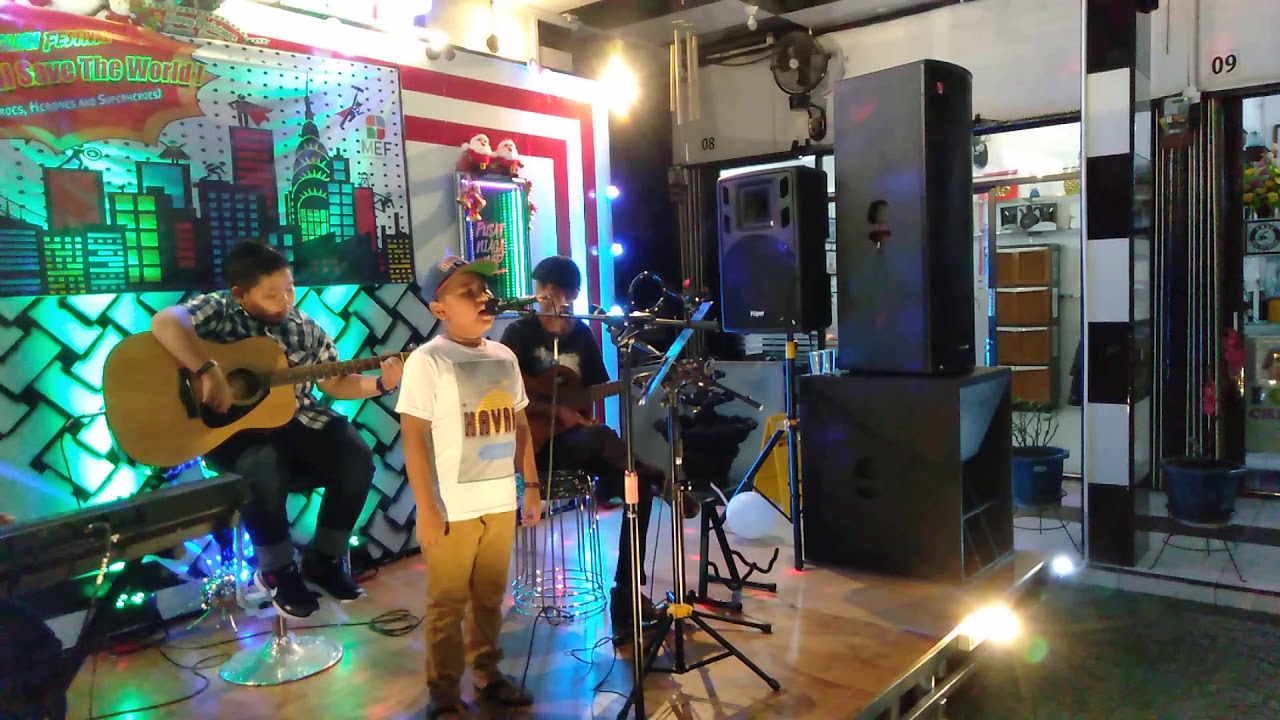 Azzam Nadhif Firdaus "Andaikan kau datang kembali" YouTube Azzam Nadhif Firdaus "Andaikan kau datang kembali" YouTube