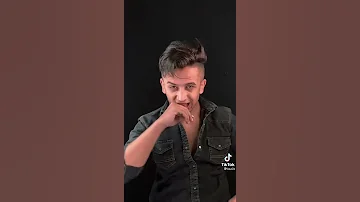 كلها ابطال بتشيل اطفال حتى العيال عاملين رجال 