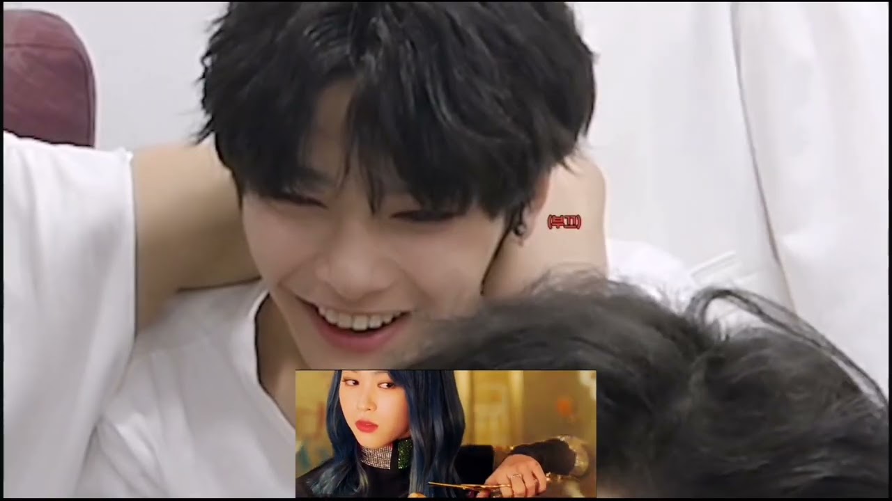Stray kids reaction to Itzy (Wannabe MV) 💖 (Fanmade fake!)