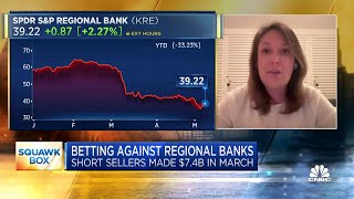 Here's why Semafor's Liz Hoffman would temporarily ban short selling amid the banking crisis