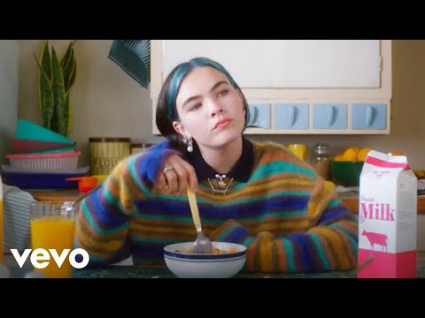 Benee Ft. Gus Dapperton - Supalonely