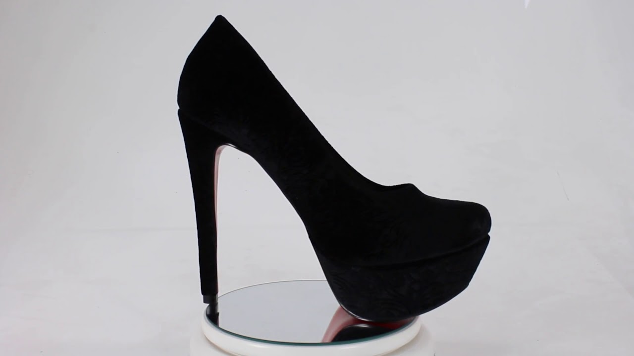 scarpin veludo preto