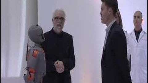 Humanoid Robot Reem B demonstrates facial recognition
