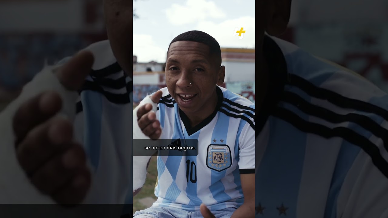 لماذا لا نرى لاعبين سود يلعبون إلى جانب ميسي؟