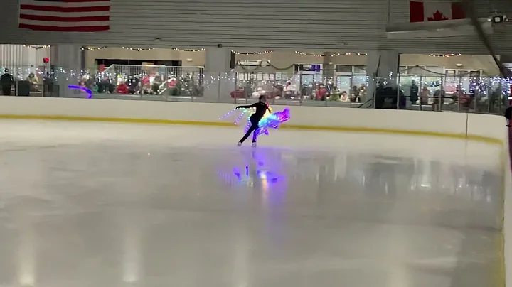 Cynthia 2021 Holliday show on ice
