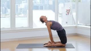 Download lagu How to do Lagu Vajrasana: The Gentle Thunder Pose for Core Strength and Digestion | PURE Yoga