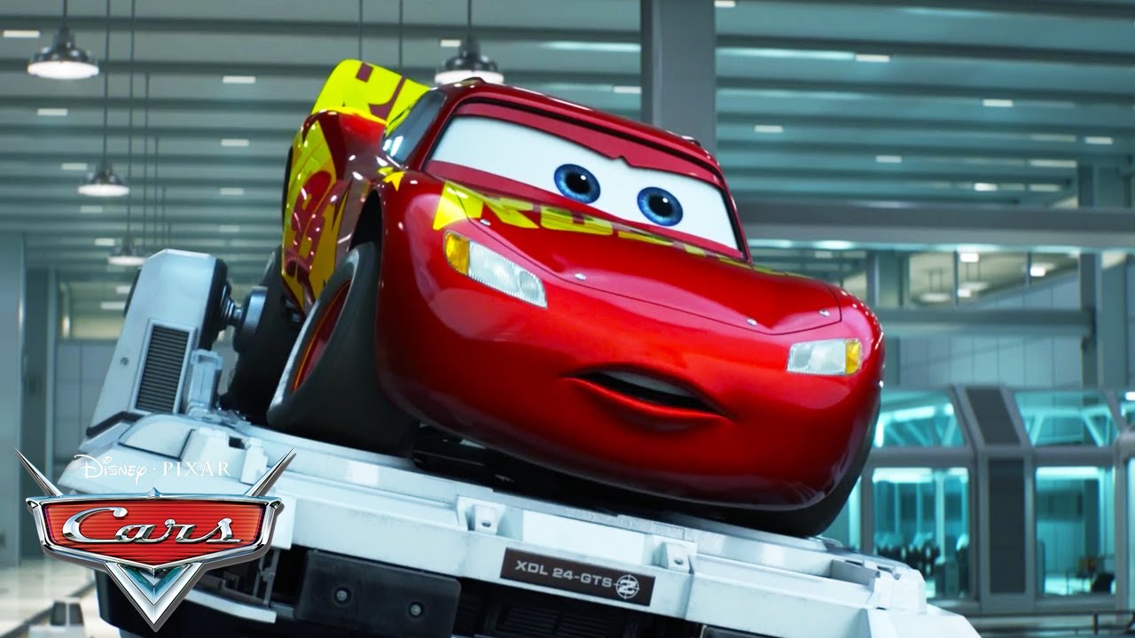Lightning S First Time Racing On The Simulator Pixar Cars Disneyjr