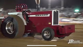 Tractor Pulling 2023: Pro Stock Tractors pulling on Friday at the Scheid Diesel Extravaganza