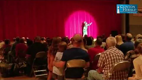 Here is Fulton High School Teacher and Lip Sync Battle Announcer Jeff Hoese.Getting the crowd hyped