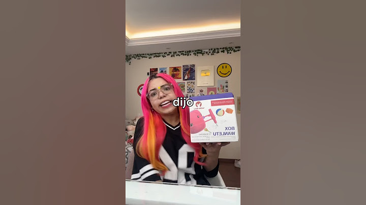 MI MAMÁ SE BURLA DE MI