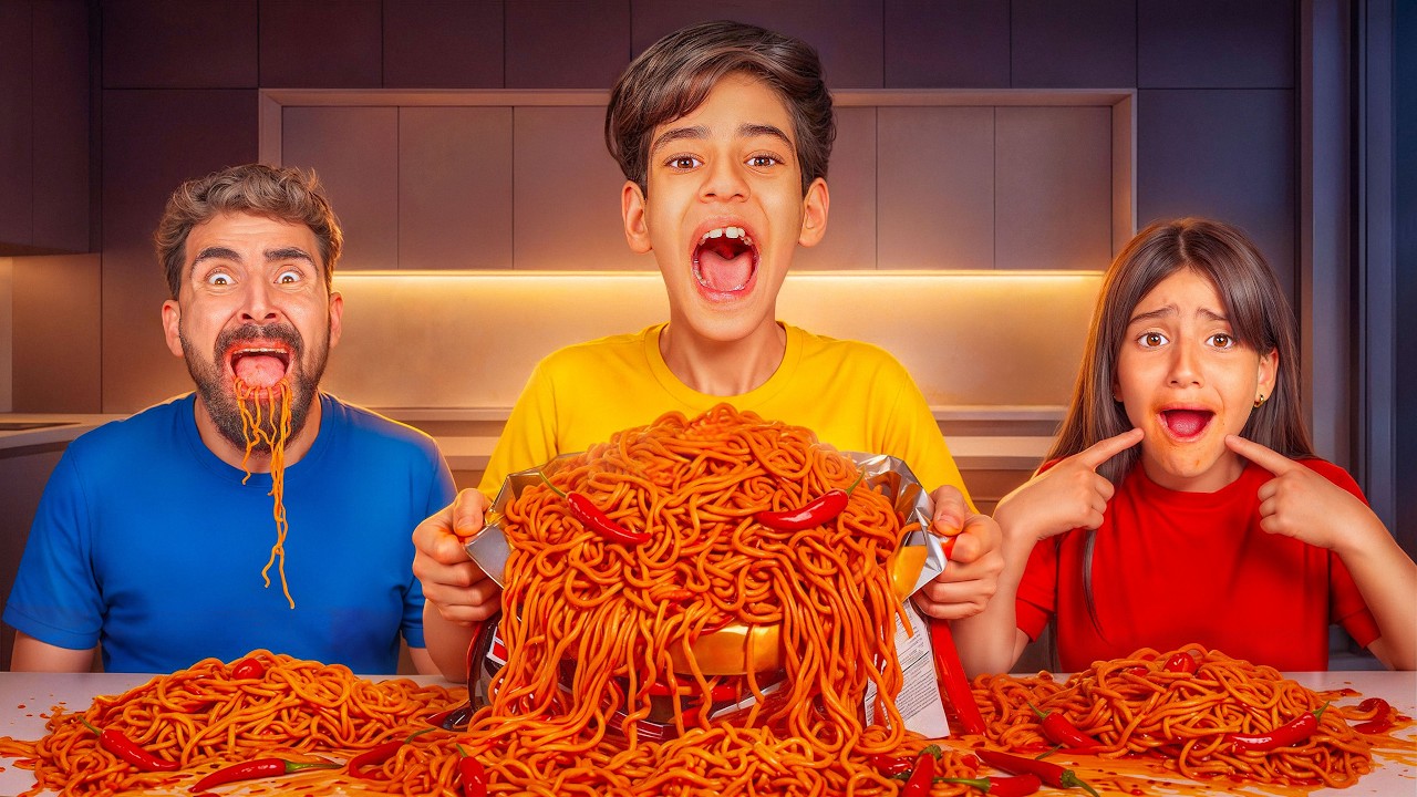 تحدي اكل اكبر كمية نودلز كوري حار 🍝🌶️ في العالم 😱 ايسل والكابيتانو ( راحوا فيها ) من الشطه 😭💔!!