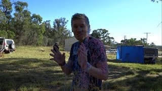 SILLY STRING EASTER PRANK - 04/18/2014 - 04/21/2014